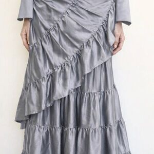 Brazeau tricot Elegant Silk Flamenco Gray Ruffled Skirt- one size fits all